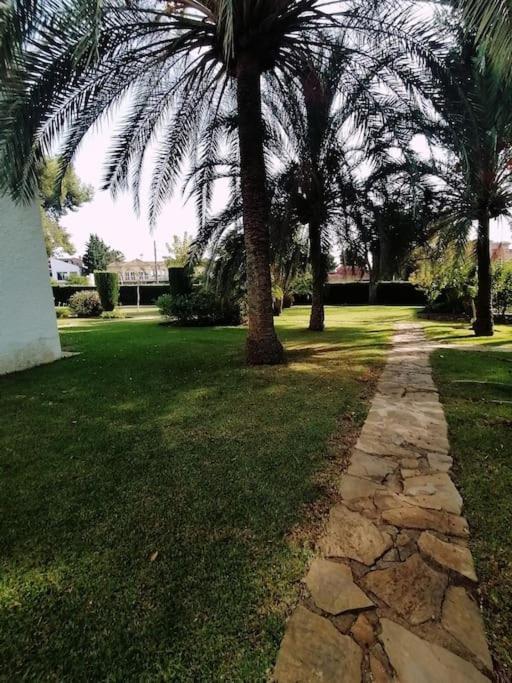 Studio Paris Apartment Estepona Luaran gambar