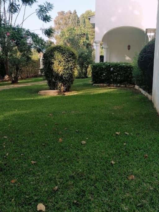 Studio Paris Apartment Estepona Luaran gambar