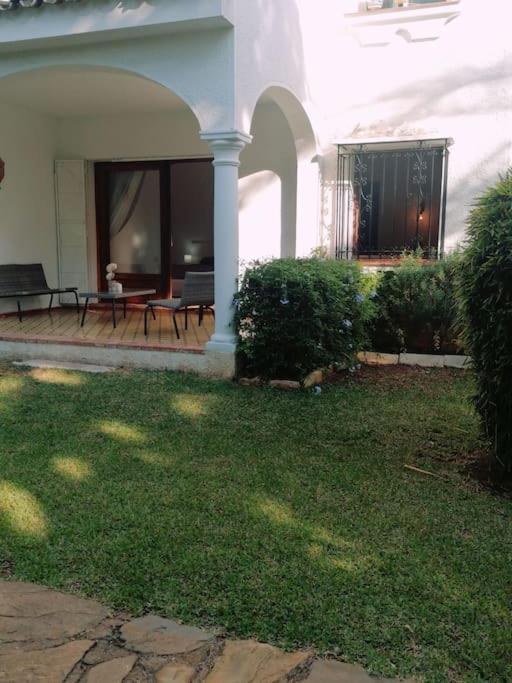 Studio Paris Apartment Estepona Luaran gambar